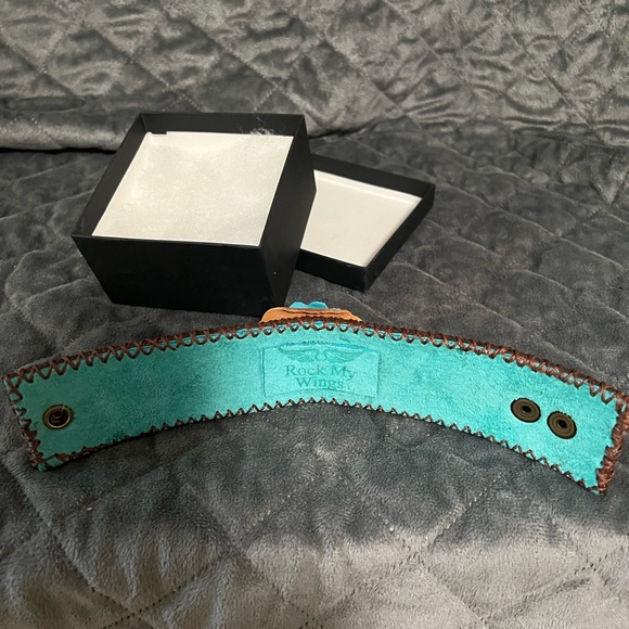 Beautiful leather bracelet. - Picture 3 of 3